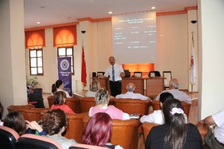 Büyükşehir Belediye personeline eğitim semineri verildi