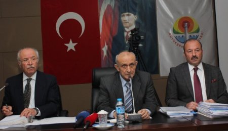 Büyükşehir Belediyesi Meclisi’nde ‘evsel katı atık toplama bedeli’ tartışması