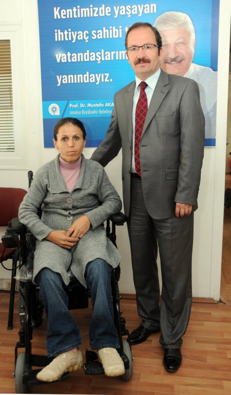 Büyükşehir’den engelli vatandaşa anlamlı yardım