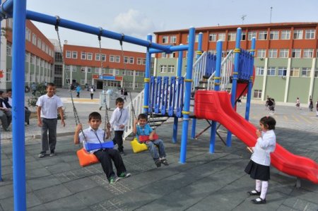 Büyükşehir'den okullara çevre düzenlemesi desteği