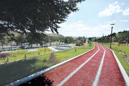 Büyükşehir’den Protokol Yolu çevresine 12 bin metrekarelik park