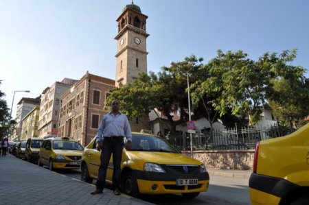 Büyükşehire karşı çıkan da var, nimet olarak gören de