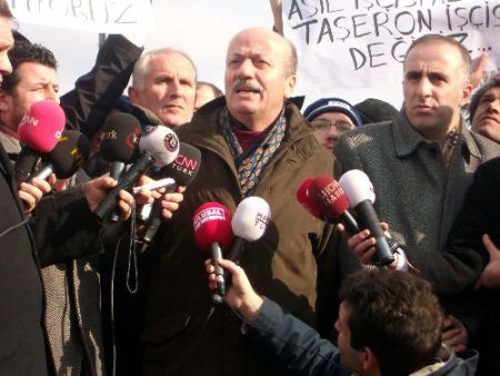 Büyükşehirin 'gişe' Personeli, Özlük Hakları İçin Eylem Yaptı