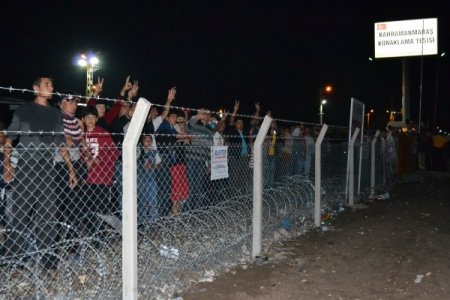 Çadır kentteki gerginlik büyümeden önlendi