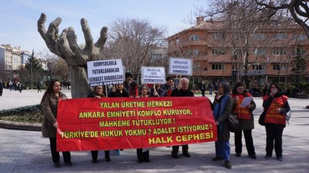 Çadır kurup polise direnen kadın eylemciler gözaltına alındı (2)