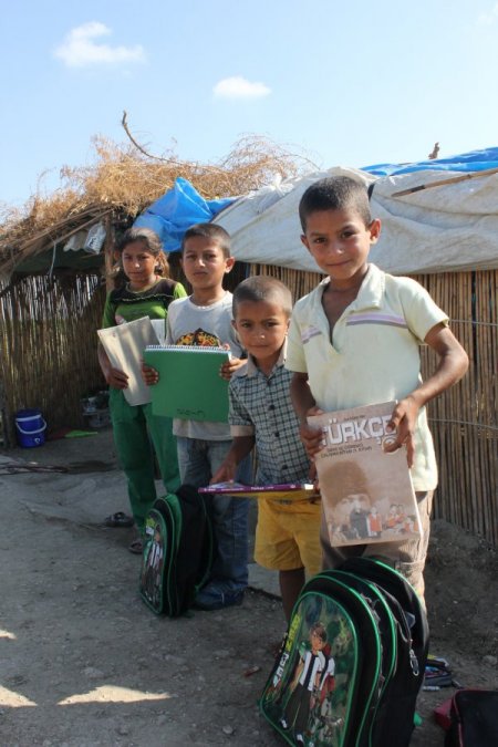Çadırdaki çocuklar eğitimde ‘ihale’ engelline takıldı