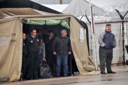 Çadırkentler özel güvenlik görevlilerine teslim