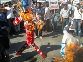 Caferilerden ‘film’ protestosu (2)