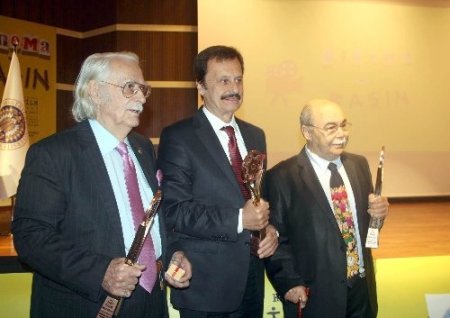 Çağlar: Barış sürecinde yaşanan hikâyeler filmlere yansıtılmalı (Özel)