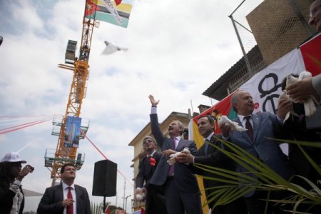 Çağlayan, Mozambik’te Türklerin yaptığı dev rezidansın açılışını yaptı