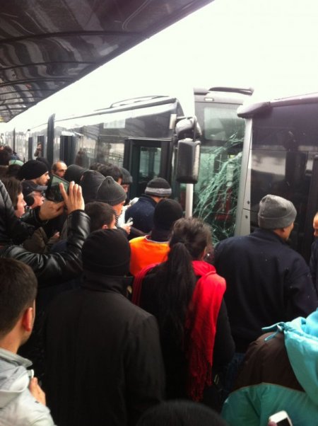Çağlayan'da metrobüs kazası