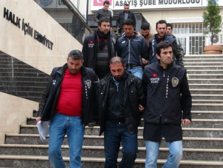 Çaldıkları TIR’ı bir günde yok etmişler