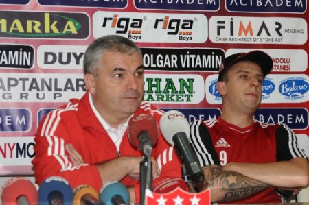 Çalımbay: Bir hakem böyle bir faulü görmüyorsa hakemliği bırakmalı