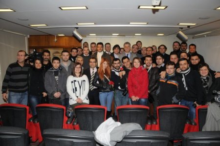 Çalışan Gazeteciler Günü Denizli'de pastayla kutlandı