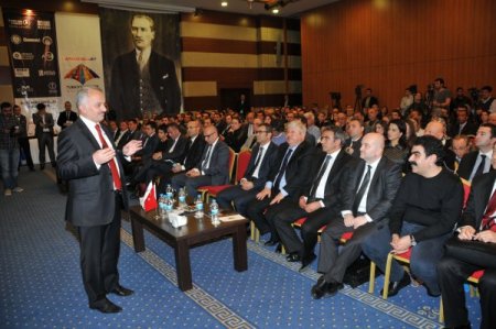 Çalışanı örnek oldu, THY hastalanan yolcusuna sahip çıkacak