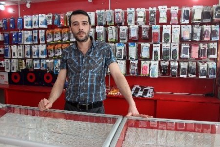 Çalıştığı iş yerini soydu; güvenlik kameralarına yakalandı (Özel)