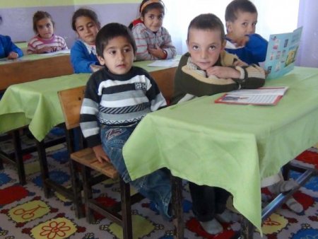 Cam kemik hastası Samet için yol yapıldı