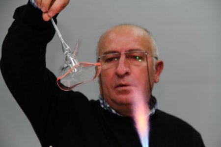 Cam üfleme sanatı uygulamalı olarak anlatıldı
