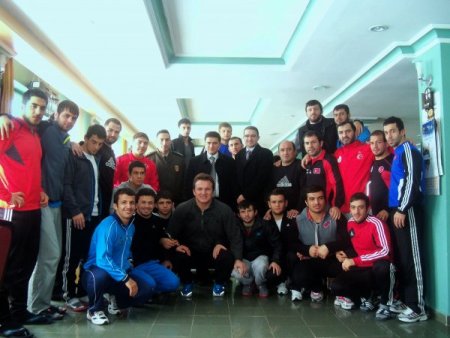 Çamardı Kaymakamı Dönmez, güreş kampını ziyaret etti