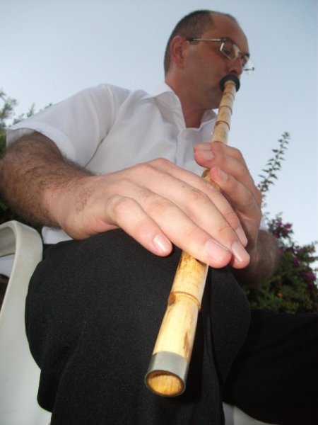 Cami İmamları Kurdukları Orkestra İle Ney, Org, Bağlama Ve Ud Çalıyor