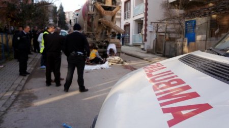 Cami yolunda can verdi