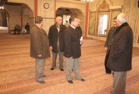 Camiler gribe karşı dezenfekte ediliyor