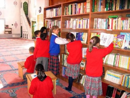 Camiler Sadece İbadet Alanı Değil, Aynı Zamanda İlim Ve Kültür Yuvası