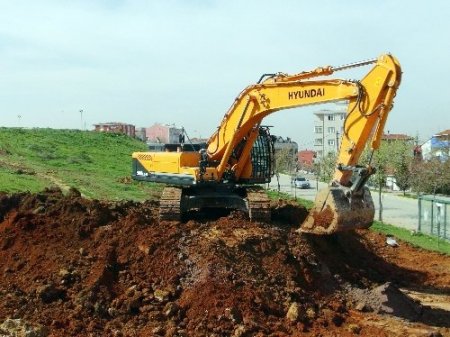 Çamlıca’ya cami için ilk kazma vuruldu