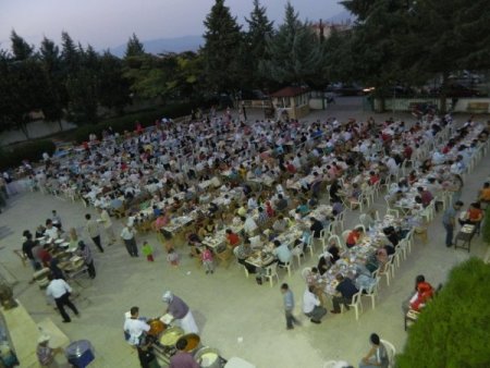 Çamlık Mahallesi İftarda Buluştu