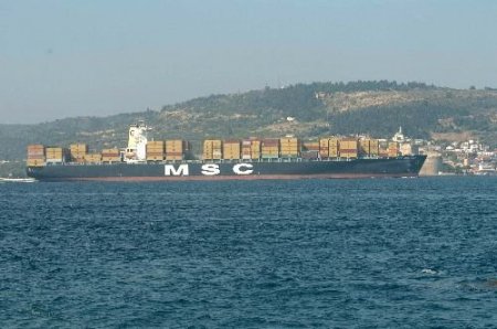Çanakkale Boğazı Tanker Ve Konteyner Geçişleri Sebebiyle 7 Saat Kapatıldı