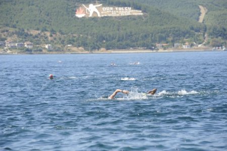 Çanakkale Boğazı’nı yüzerek geçecekler