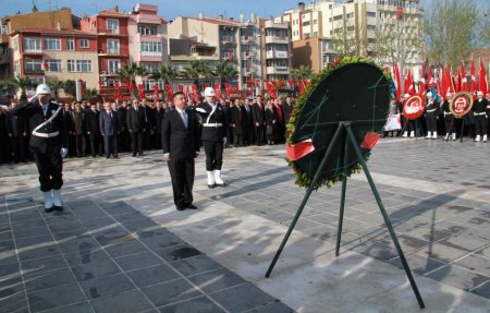 Çanakkale Deniz Zaferi coşkuyla kutlandı