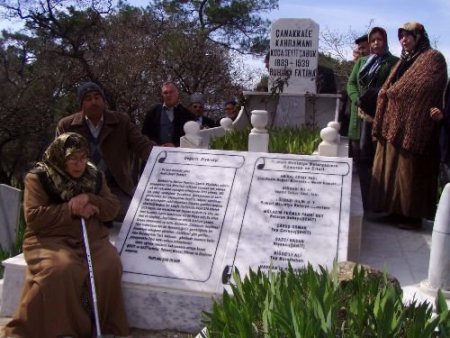 Çanakkale Kahramanlarından Koca Seyit Mezarı Başında Anıldı