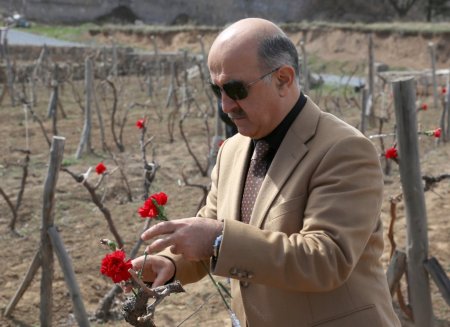 Çanakkale kahramanlarının kabrine, Kayseri'nin ilk şehitliğine vefa çağrısı