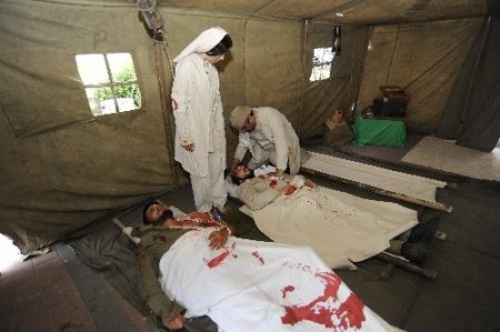 Çanakkale Savaşları'nın şehit tıbbiyelileri anıldı