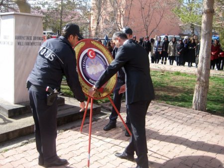 Çanakkale şehitleri Gemerek'te dualarla anıldı