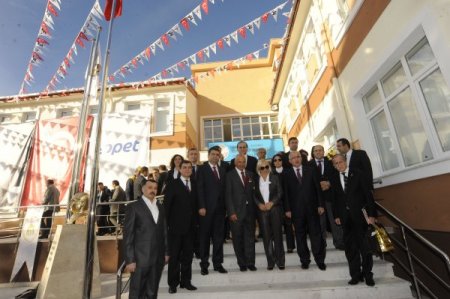 Çanakkale’de 2 okulun açılışı yapıldı