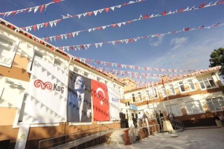 Çanakkale’de 2 okulun açılışı yapıldı