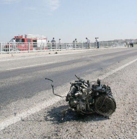 Çanakkale'de Kaza: 1 Ölü, 1 Yaralı