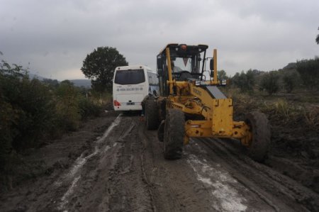 Çanakkale’deki sel felaketinin yaraları sarılıyor