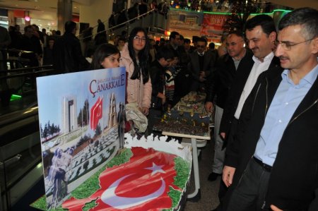 Çanakkale’yi maketlerle anlattılar
