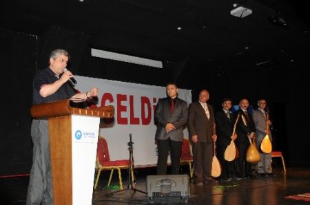 Canik'te aşıklar atıştı