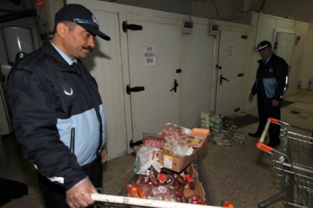 Çankaya'da Son Kullanma Tarihi Geçen Gıdalar İmha Edildi