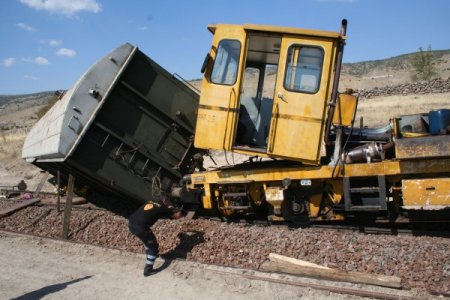 Çankırı'da tren kazası: 2 ölü, 9 yaralı