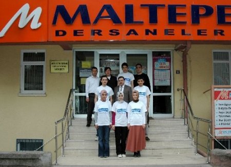 Çankırı'da YGS şampiyonları Maltepe'den