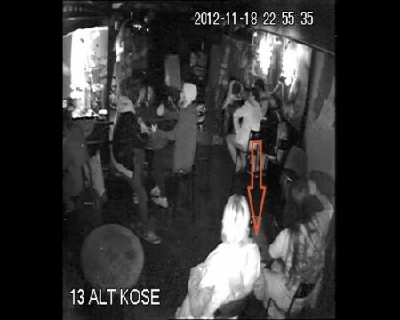 Çanta hırsızı güvenlik kameralarına yakalandı