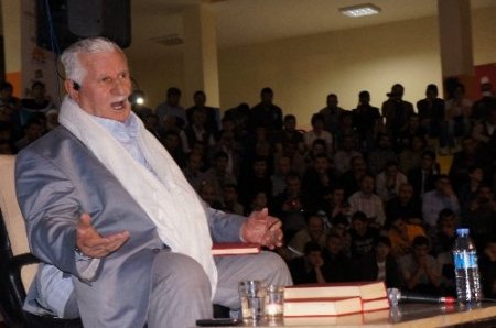 Çantacı Necmi Abi, Erzurum'da iman hakikatlerini anlattı