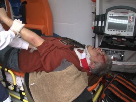 Çarptığı motosiklet sürücüsünü yaralı halde bırakıp kaçtı (Özel)