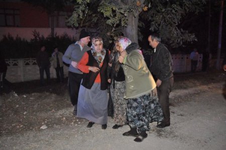 Çarptığı yaya can çekişirken işine devam etti