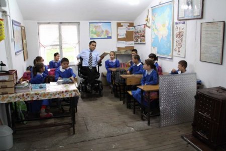 Çarşamba'da 'bal gibi' bir engelli öğretmen